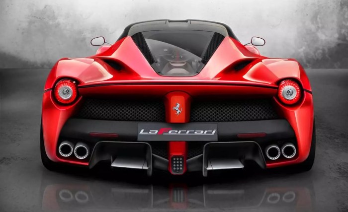 Sejarah Ferrari: Dari Balapan ke Mobil Mewah