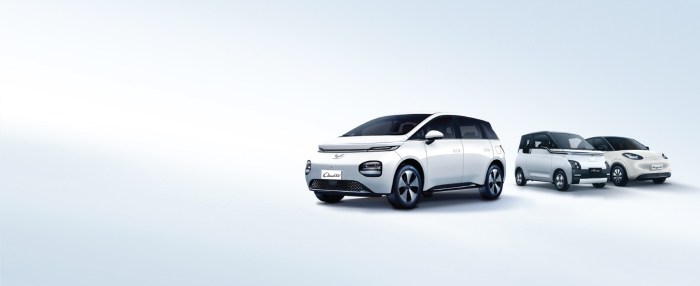 Wuling Tempatkan 6 Fast Charging Mobil Listrik, 2 Dibangun di Rest Area Teknologi Wireless Charging untuk Mobil Listrik